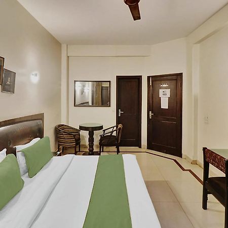 Fabexpress Lloyd House Hotel New Delhi Ngoại thất bức ảnh