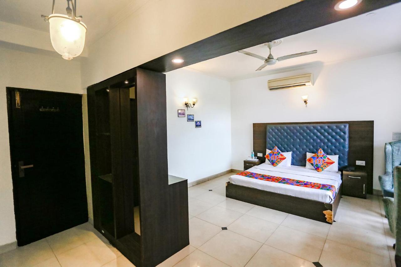 Fabexpress Lloyd House Hotel New Delhi Ngoại thất bức ảnh