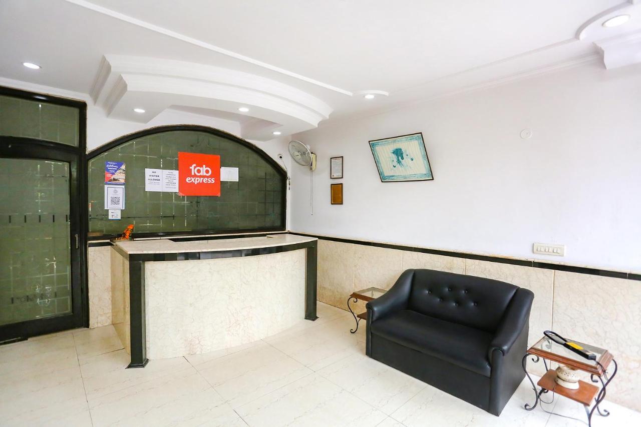 Fabexpress Lloyd House Hotel New Delhi Ngoại thất bức ảnh