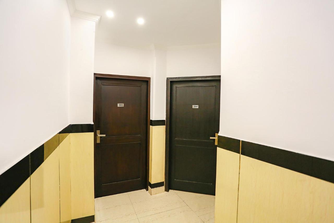 Fabexpress Lloyd House Hotel New Delhi Ngoại thất bức ảnh