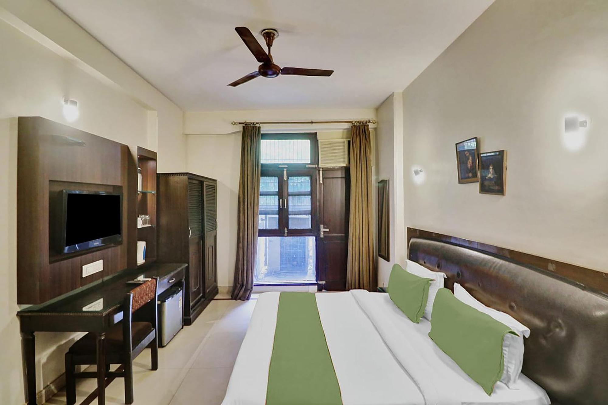 Fabexpress Lloyd House Hotel New Delhi Ngoại thất bức ảnh