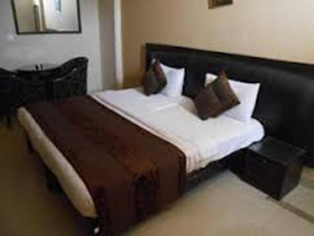 Fabexpress Lloyd House Hotel New Delhi Ngoại thất bức ảnh